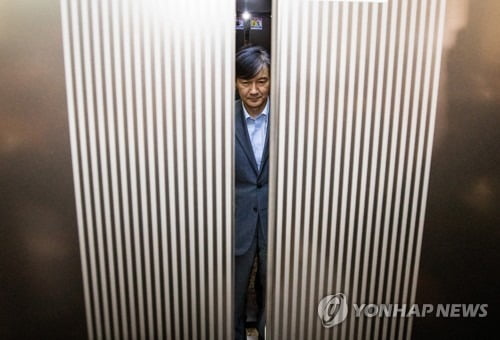 조국 두고 '막말' 논란…한국당 "자위나 하라" 與 "성희롱 발언"