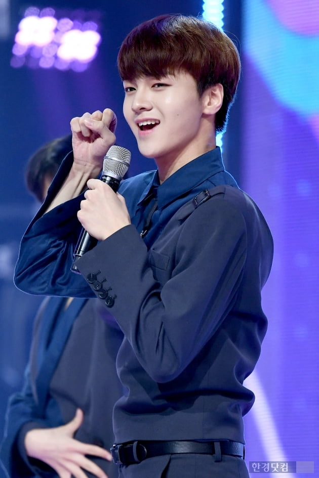 입덕도우미｜'차또무' 차준호, '제발 한 번만 환하게 웃어주세요~' (엑스원 입덕하기 ③)