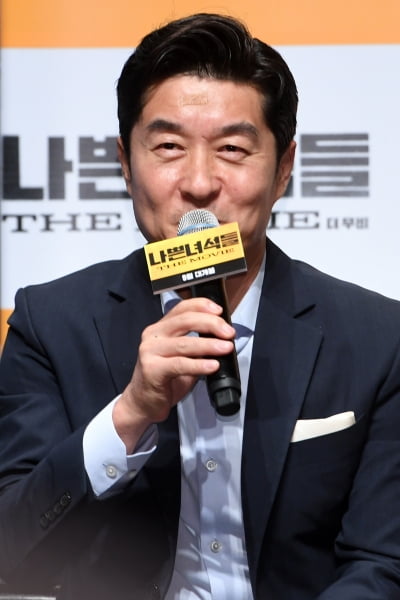 '나쁜녀석들' 김상중 "마동석 '그것이 알고싶다' 파이팅이라고"