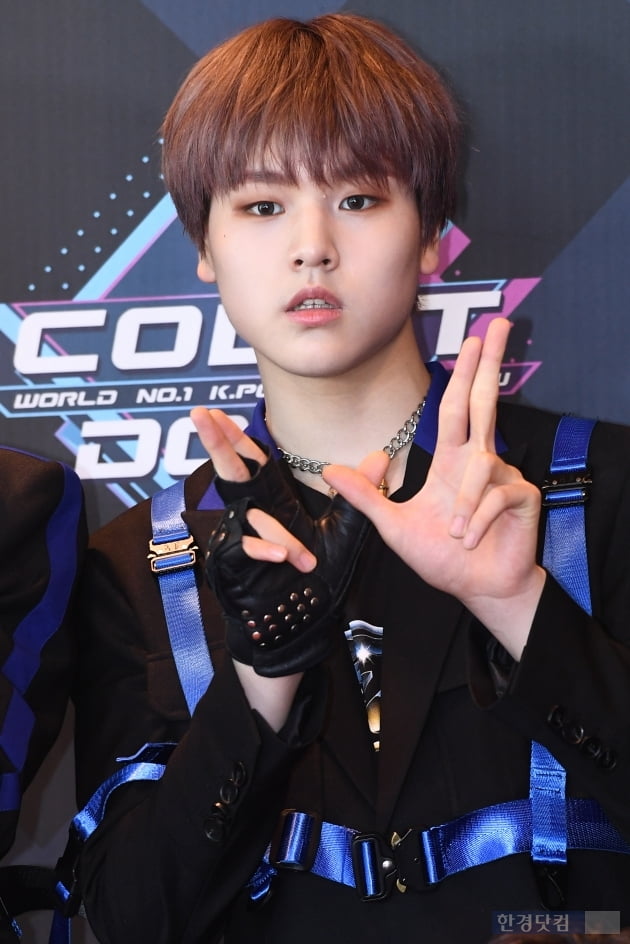 [포토] 엑스원 남도현, '귀여워~귀여워~'