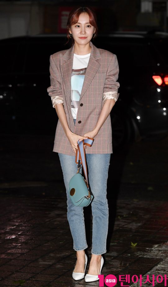 배우 정민아가 7일 오후 서울 여의도 한 음식점에서 열린 SBS 금토드라마 ‘의사 요한’ 종방연에 참석하고 있다.