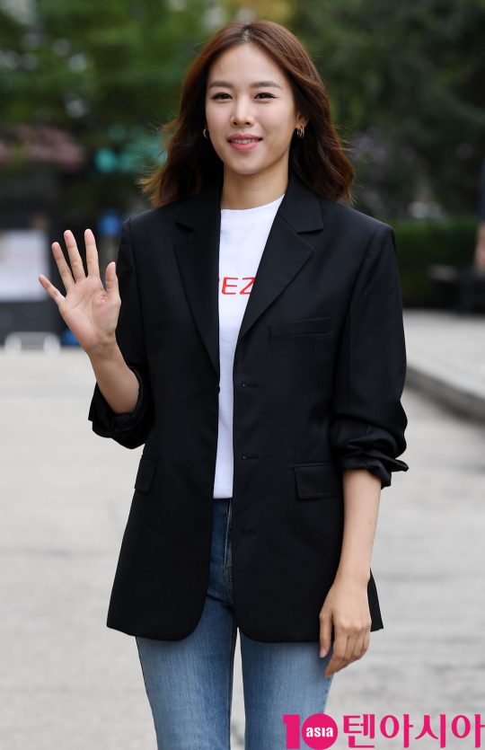 배우 조윤희가 14일 오후 서울 여의도동 KBS별관에서 열린 KBS2 ‘해피투게더’ 녹화에 참석했다.