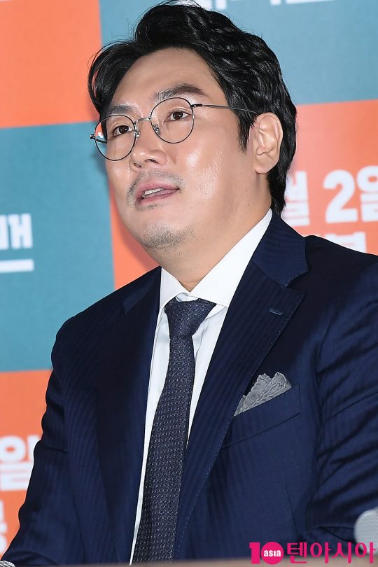 배우 조진웅
