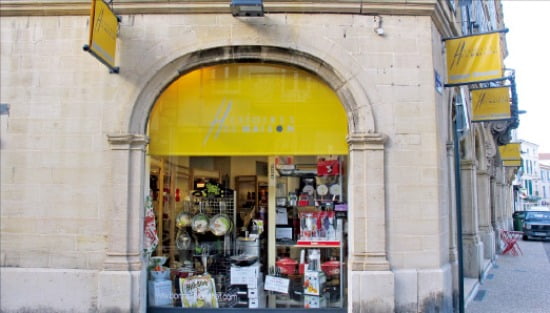 프랑스에 있는 치즈관련 용품 및 생활용품점 