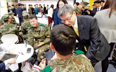 KB금융그룹, 장병 소원성취 프로젝트…희망 이뤄주고 응원