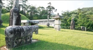 비운의 조선 6대 왕 단종의 흔적이 묻어 있는 ‘장릉’ 