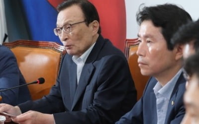 "한국당, 정쟁 멈춰라"…'민생'만 30회 넘게 언급된 민주당 최고위원회의