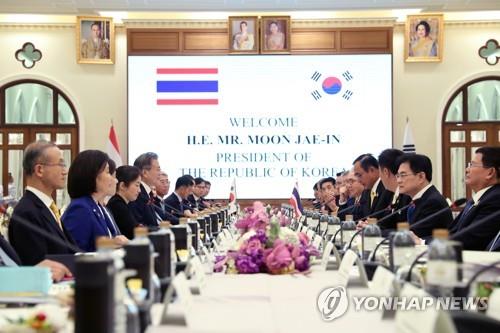 태국총리 "태양의 후예 즐겨봐"…文대통령 "내가 그 특전사 출신"