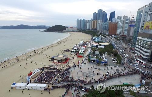 '매번 태풍 때문에'…올해 부산영화제 비프빌리지 안 만든다