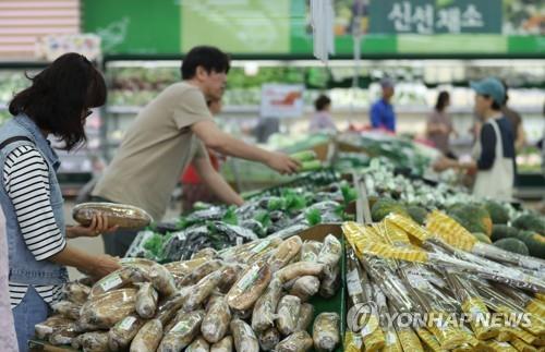 곳곳이 지뢰밭, 위기감 엄습…10월 금리인하 가능성↑