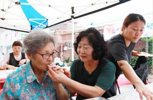 이런 분들 덕에 추석이 따뜻합니다…구로구 봉사모임 '맘엔누리'