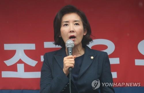 나경원, '아들 연구 제1저자' 논란에 "특혜 없어…조국 물타기"