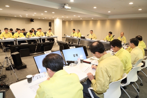 황창규 KT회장 "위기대응역량 높여야"…임직원 130명과 도상훈련