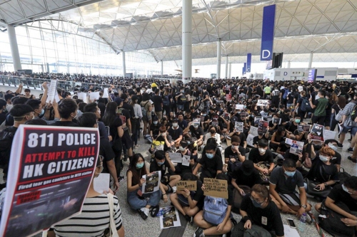 홍콩시위에 광저우공항 반사이익…8월 승객수 홍콩공항 첫 추월