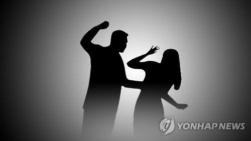 술 취한 해병대 부사관 여성 청소노동자 폭행 물의