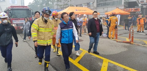 박원순 "평화시장 화재 종합대책 필요…예비비 투입 검토"