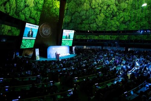 "지구가 성났다" 유엔서 기후행동정상회의…트럼프 `깜짝 참석'