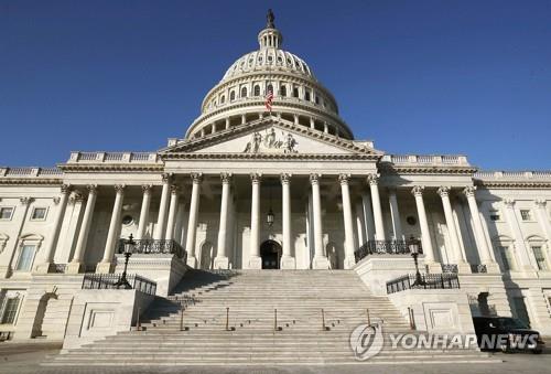 美상원, '장벽건설에 국방예산 전용 금지' 결의안 가결