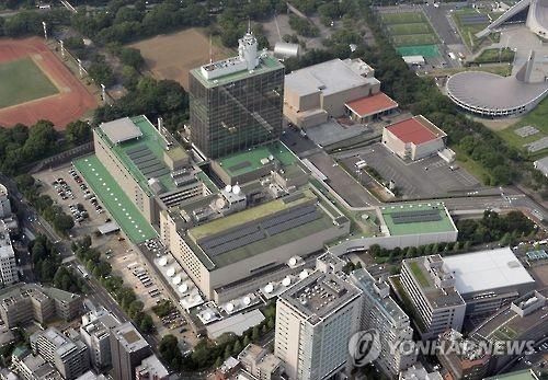 日총무성 전직 차관, 계열사 부정폭로 막으려 NHK 압박 논란