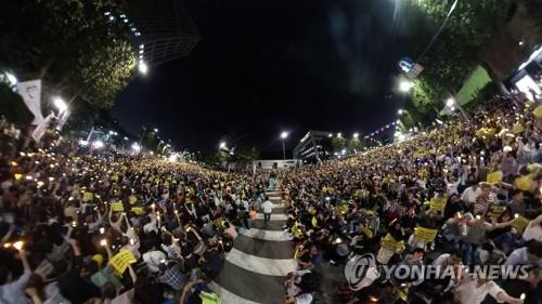 "홍위병 동원해 檢개혁"…한국당, 10월3일 보수 '맞불집회' 예고