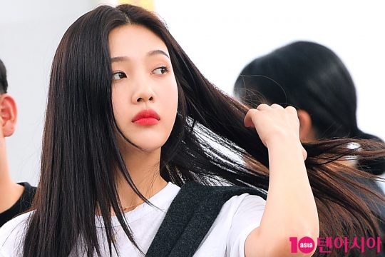 TEN PHOTO레드벨벳 조이 긴 생머리 찰랑 | 한경닷컴 Ten Photo레드벨벳 조이 긴 생머리 찰랑 | 한경닷컴
