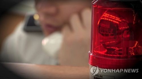 술 취해 10시간동안 61차례 112 전화·간호사 폭행도…60대 구속