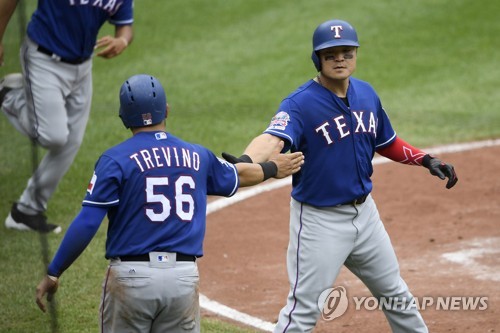 추신수 3안타 2타점 맹타…MLB 텍사스 대승