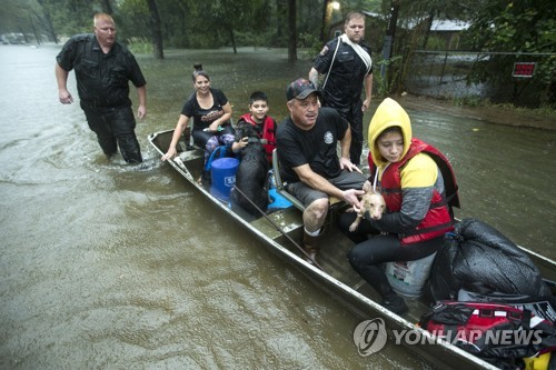 열대저기압 이멜다, 최대 1ｍ '물폭탄'…美 텍사스 사망자 5명