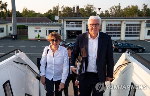 獨 정부 전용기 '또' 고장…대통령, 대체 항공기 타고 폴란드행