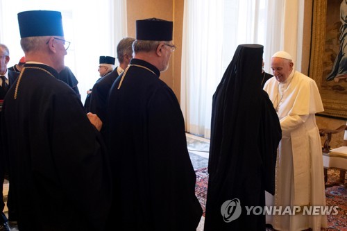 교황 "포퓰리즘, 모든 것 조종하려는 사회 위험 요인"