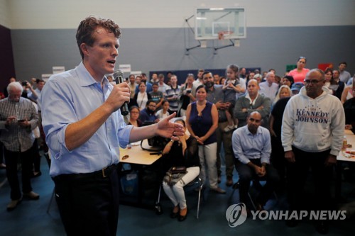 美정치명문가 'JFK 종손' 조 케네디, 내년 상원 도전 선언