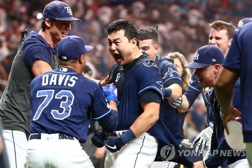 탬파베이 영웅 최지만, 오늘은 끝내기 홈런…시즌 18호 아치