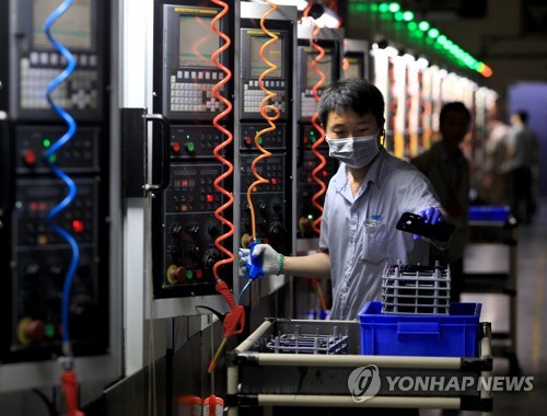 亞기업 체감경기 전망 소폭 개선…경기침체 우려는 커져