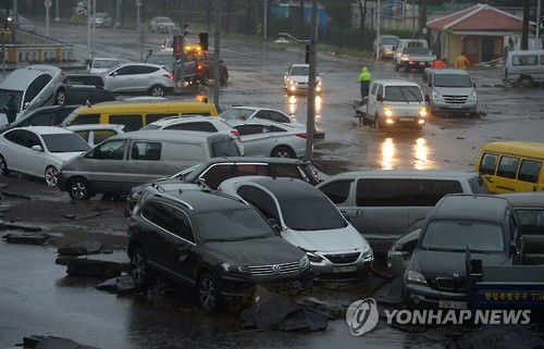 제주 내일부터 태풍 미탁 영향권…최고 600㎜↑ 폭우(종합)