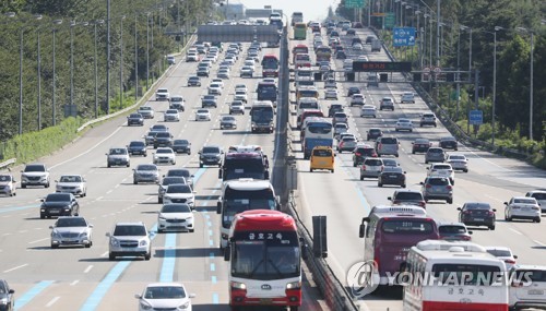 부산 인구 52.6%, 183만명 귀성…시 추석 특별 대책 마련