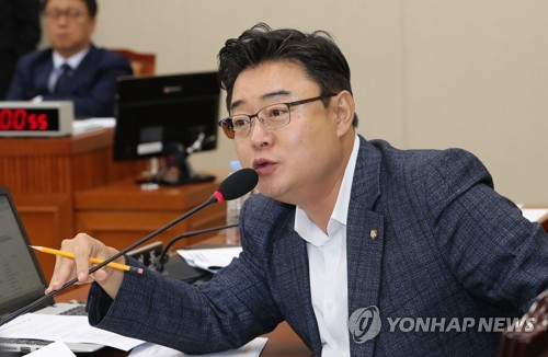 여야, 류석춘 '위안부 매춘' 발언 일제히 비판…"석고대죄하라"