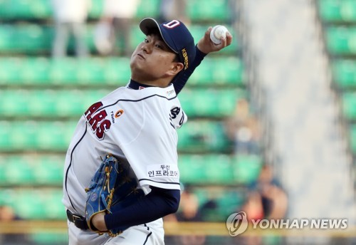 [고침] 체육(이영하, 6이닝 무실점 완벽투…두산, 3연패…)