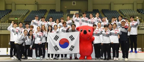 올림픽 시즌 맞이하는 펜싱 대표팀, 해병대 훈련으로 '정신무장'