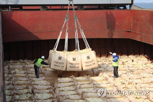 통일부 "대북 쌀지원 이달말 완료 쉽지않을듯…조속 협의 기대"