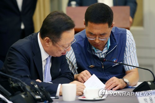 박용만 상의회장-김주영 한국노총 위원장 노사상생 '호프미팅'