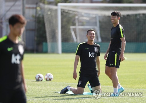 벤투 감독의 보수적인 팀운영?…태극전사에게는 "경쟁 자극제"