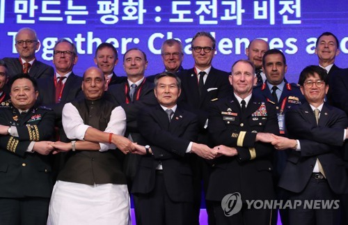 '불협화음' 의식했나…주한미군사령관, 서울안보대화 첫 참석
