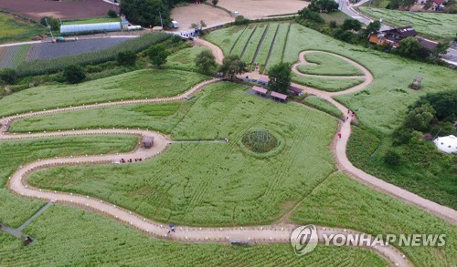 강원 추석 연휴 첫날 도로 곳곳 정체…유원지 한산