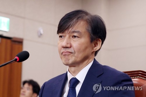 與 금태섭 "언행불일치" 조국에 쓴소리…曺지지자 '항의' 빗발