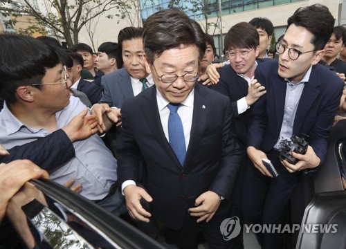 이재명 롤러코스터 판결 `뇌관'은 결국 '친형 강제입원' 사건