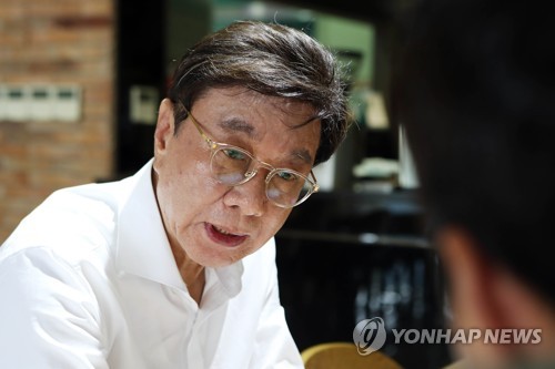 동양대 총장 "청문회 표창장 일련번호 검찰과 동일" 입장 바꿔