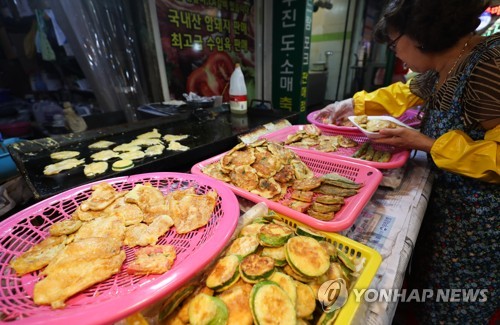 명절음식 칼로리 확인…"송편 5∼6개=약과 2개=밥 1공기"