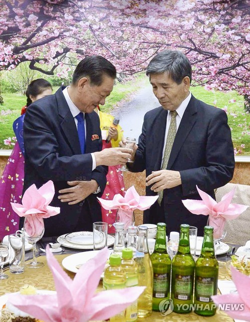 日 가네마루 신고, 송일호 북일국교정상화 교섭담당 대사 만나(종합)