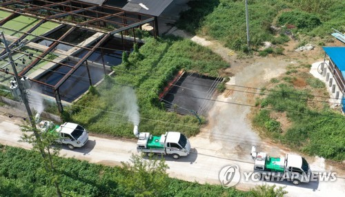 고강도 소독에도 번지는 돼지열병…초기 대응 문제없었나