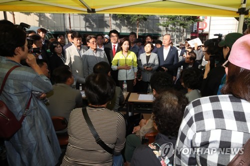 동대문 화재 현장 찾은 나경원 "예비비 집행 긍정적으로 검토"